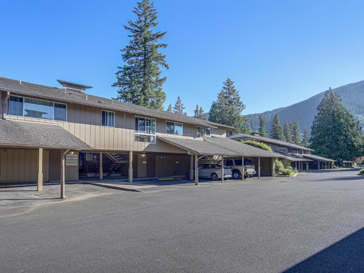 Ski-Mount Hood Charm-Welches,Golf And Ski Resort Condo,W&D, Wifi,Near Woods,Hiking,Fishing Mount Hood Village Exterior photo